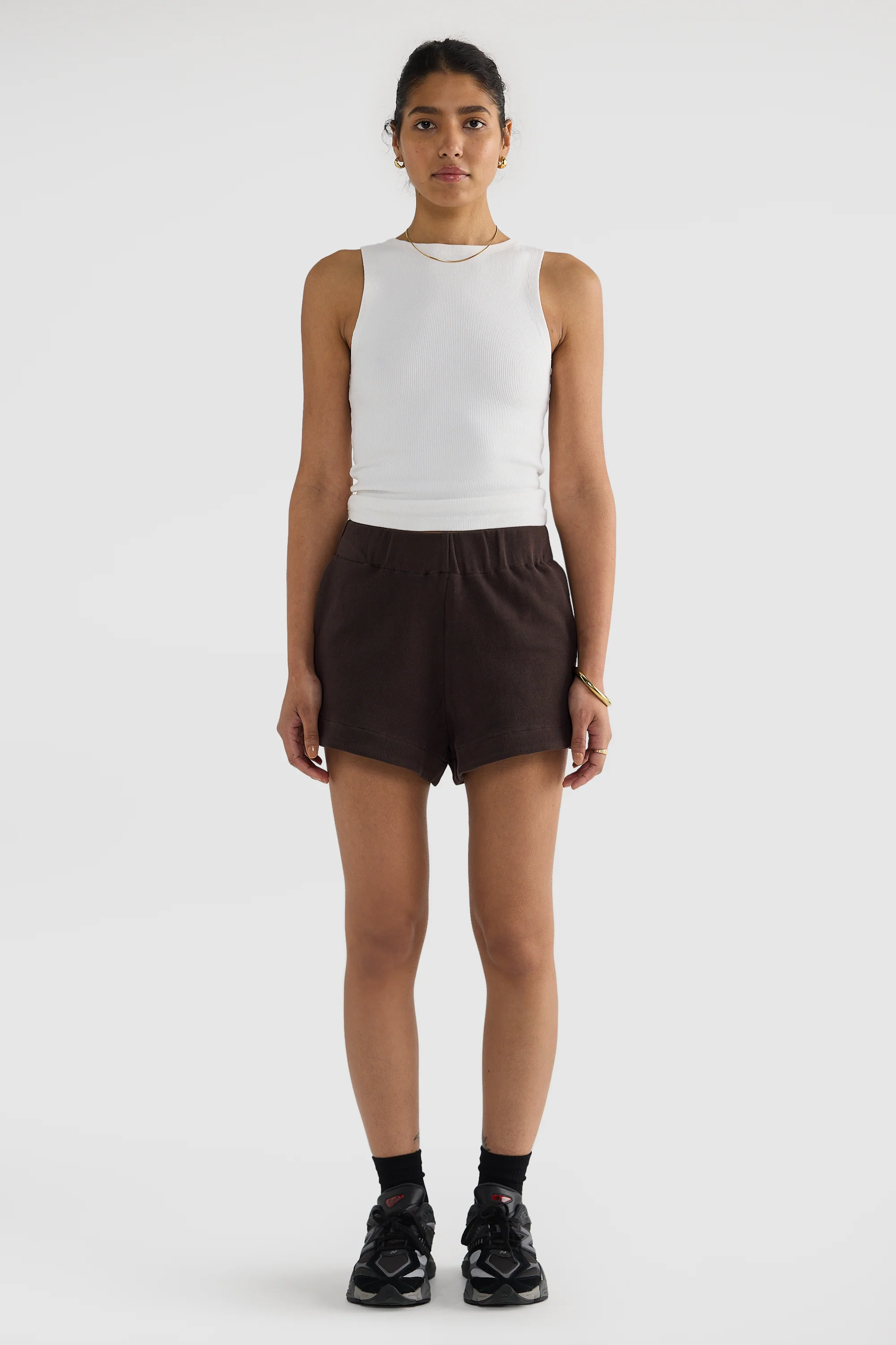 Ava Curved Hem Shorts Carob