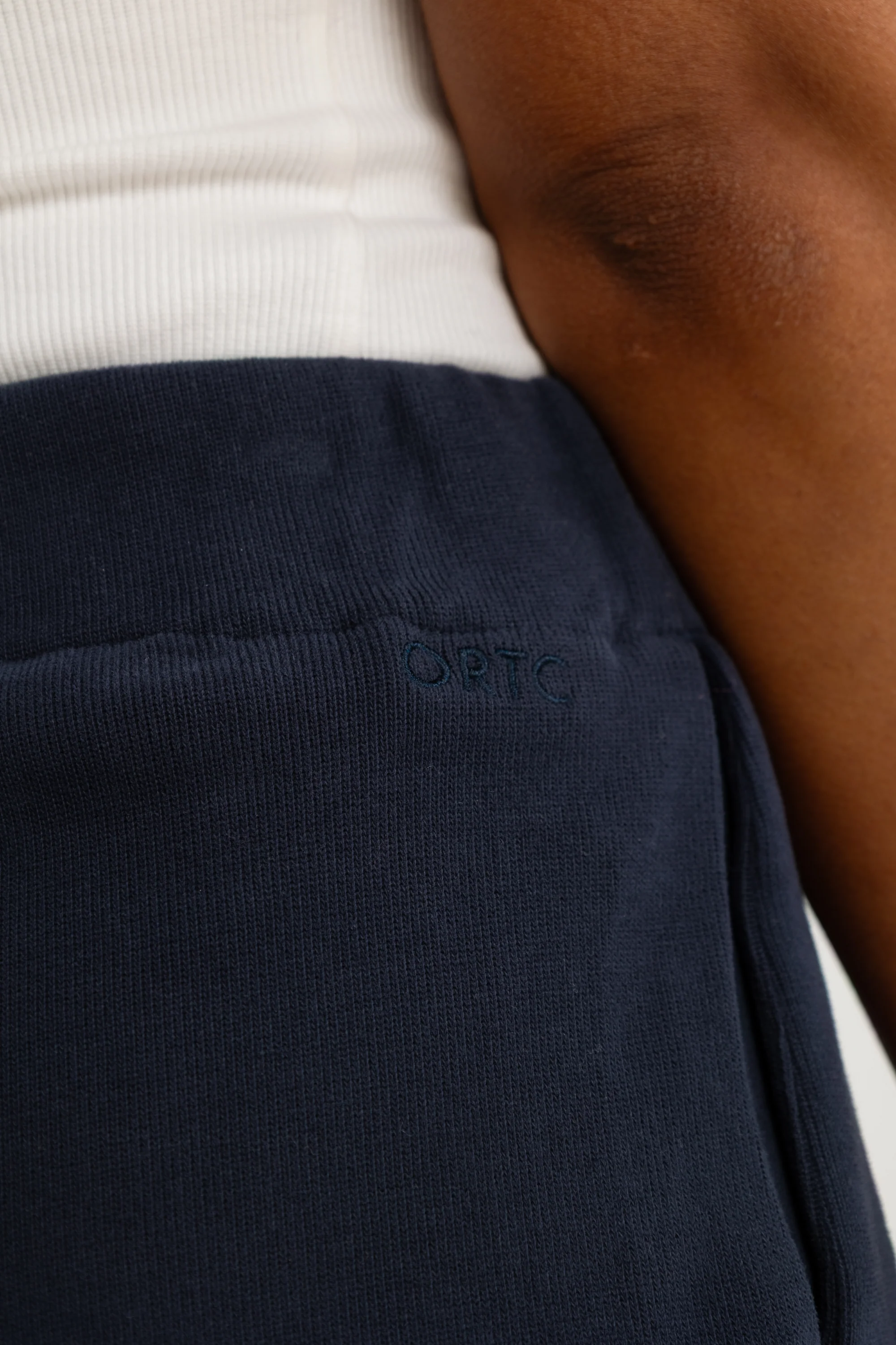 Ava Curved Hem Shorts Navy - Image 6