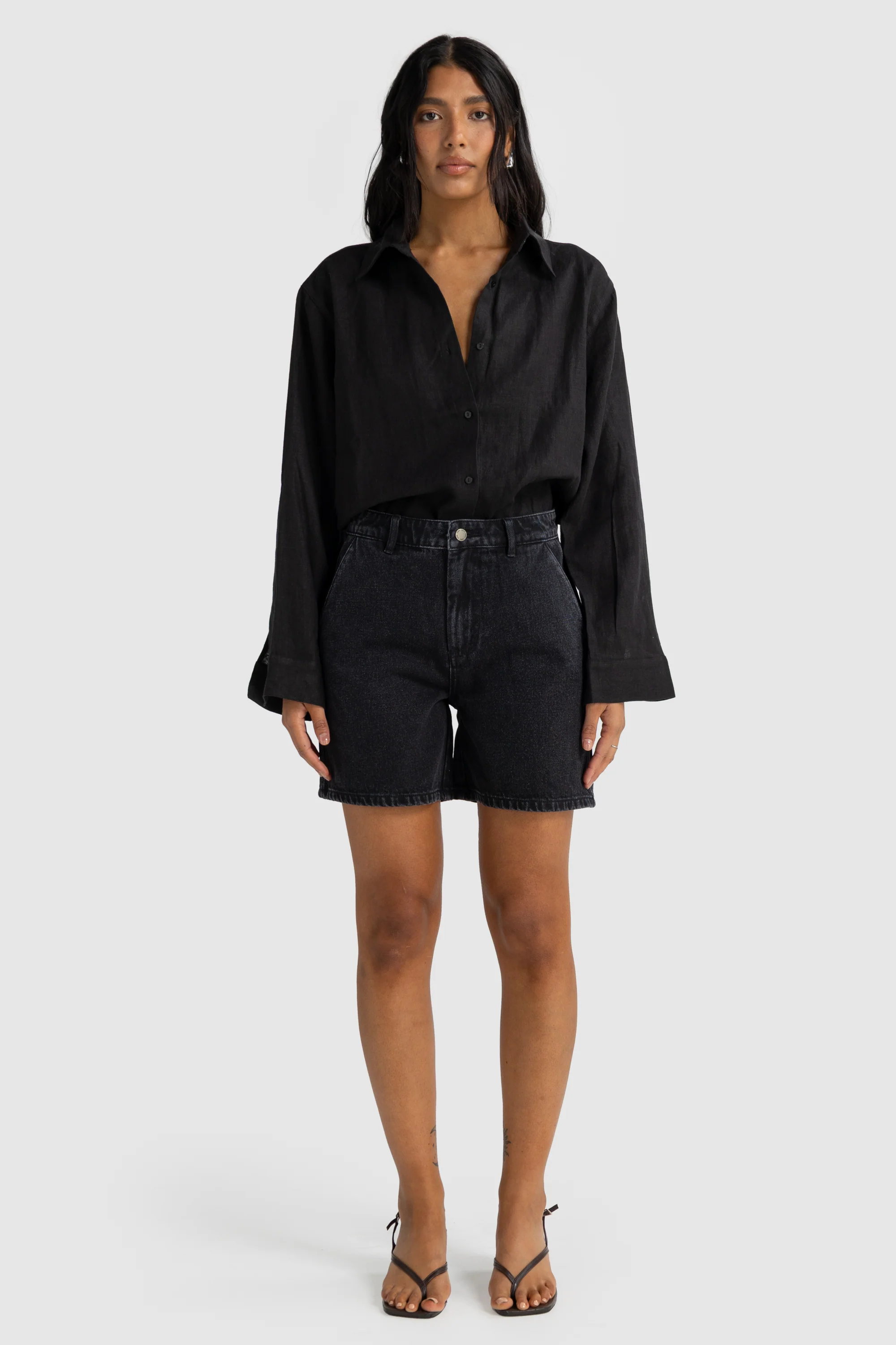 Bailie Denim Short Washed Black
