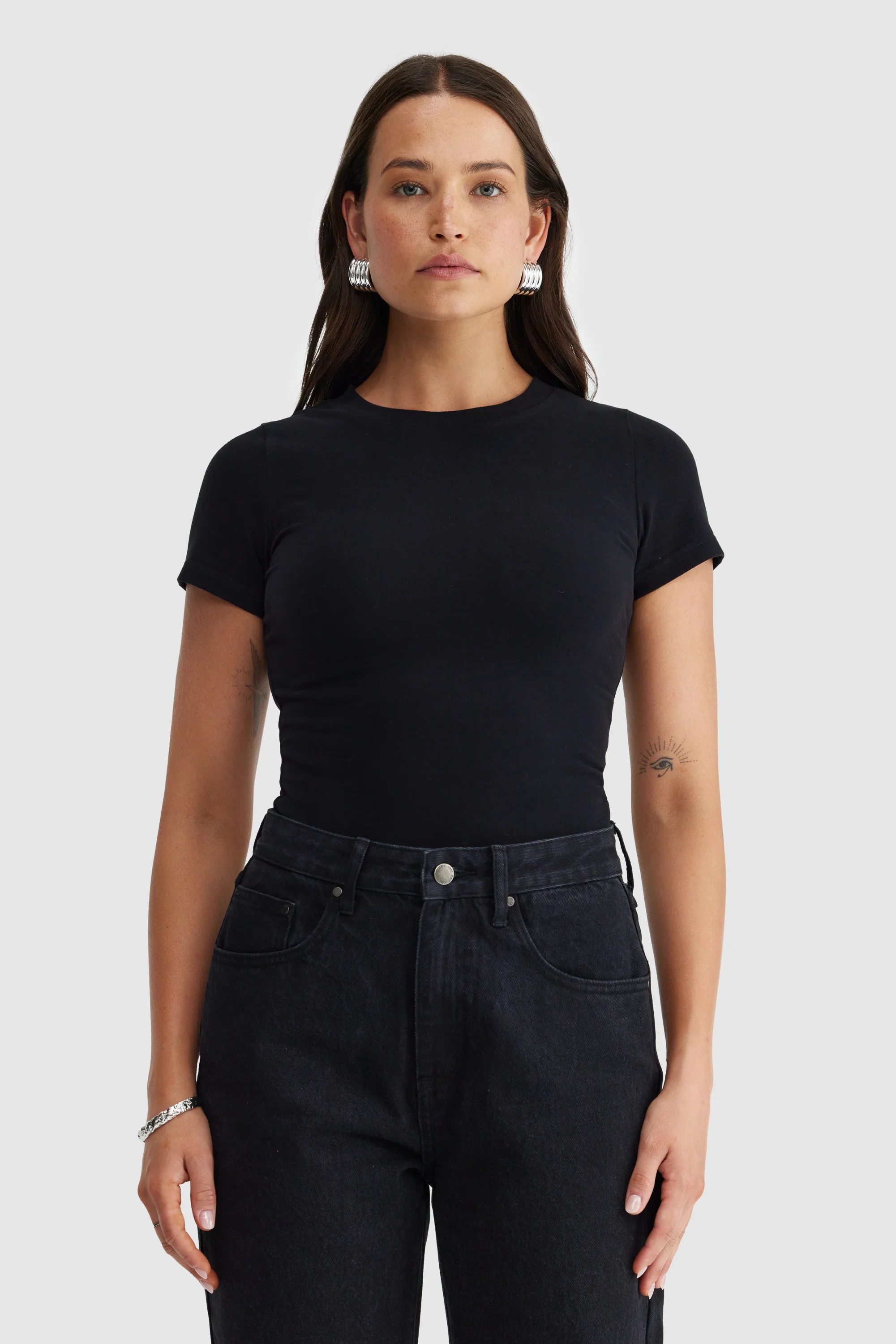 Evie Fitted T Shirt Black