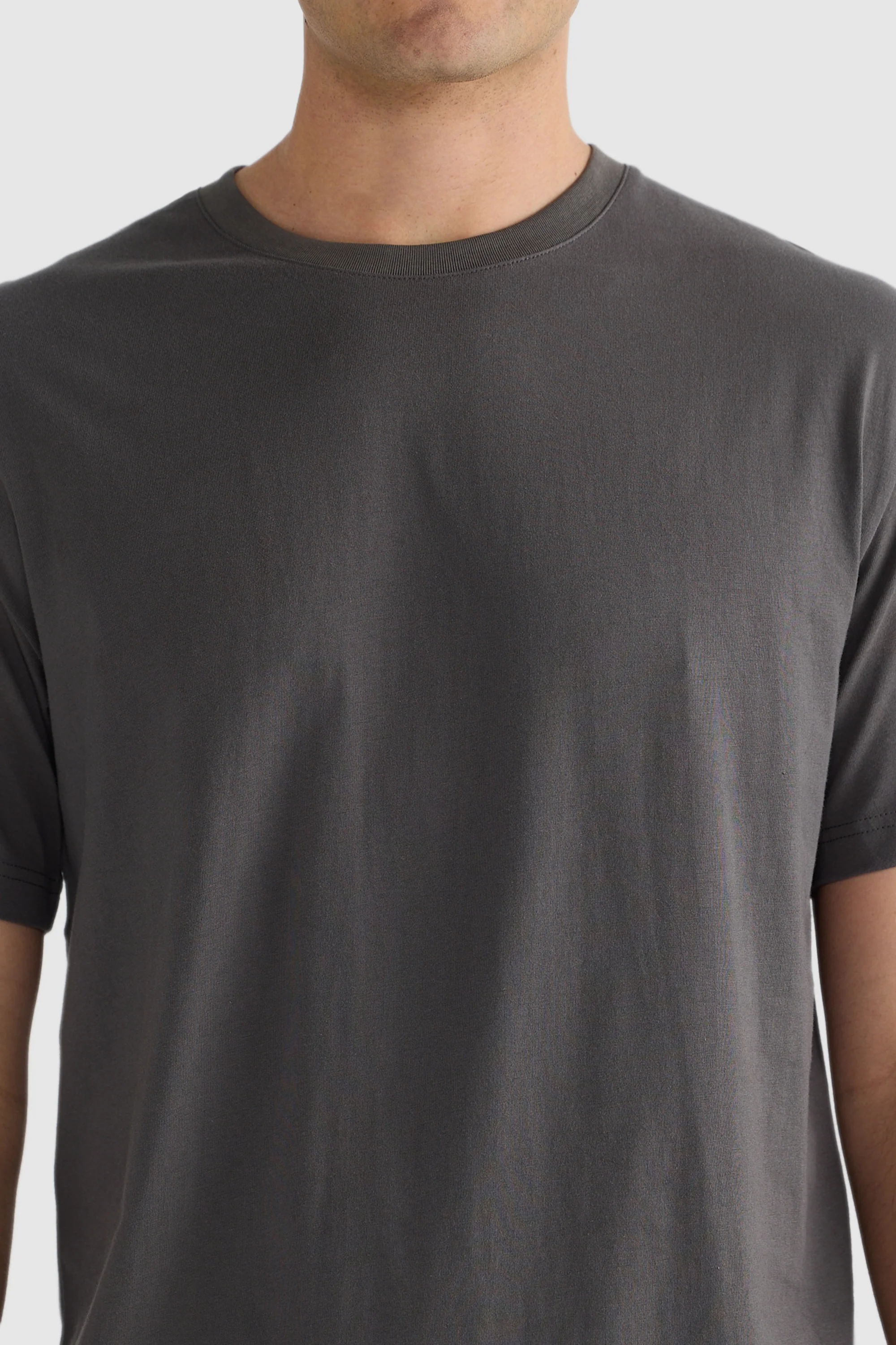 Henderson T Shirt Charcoal - Image 2