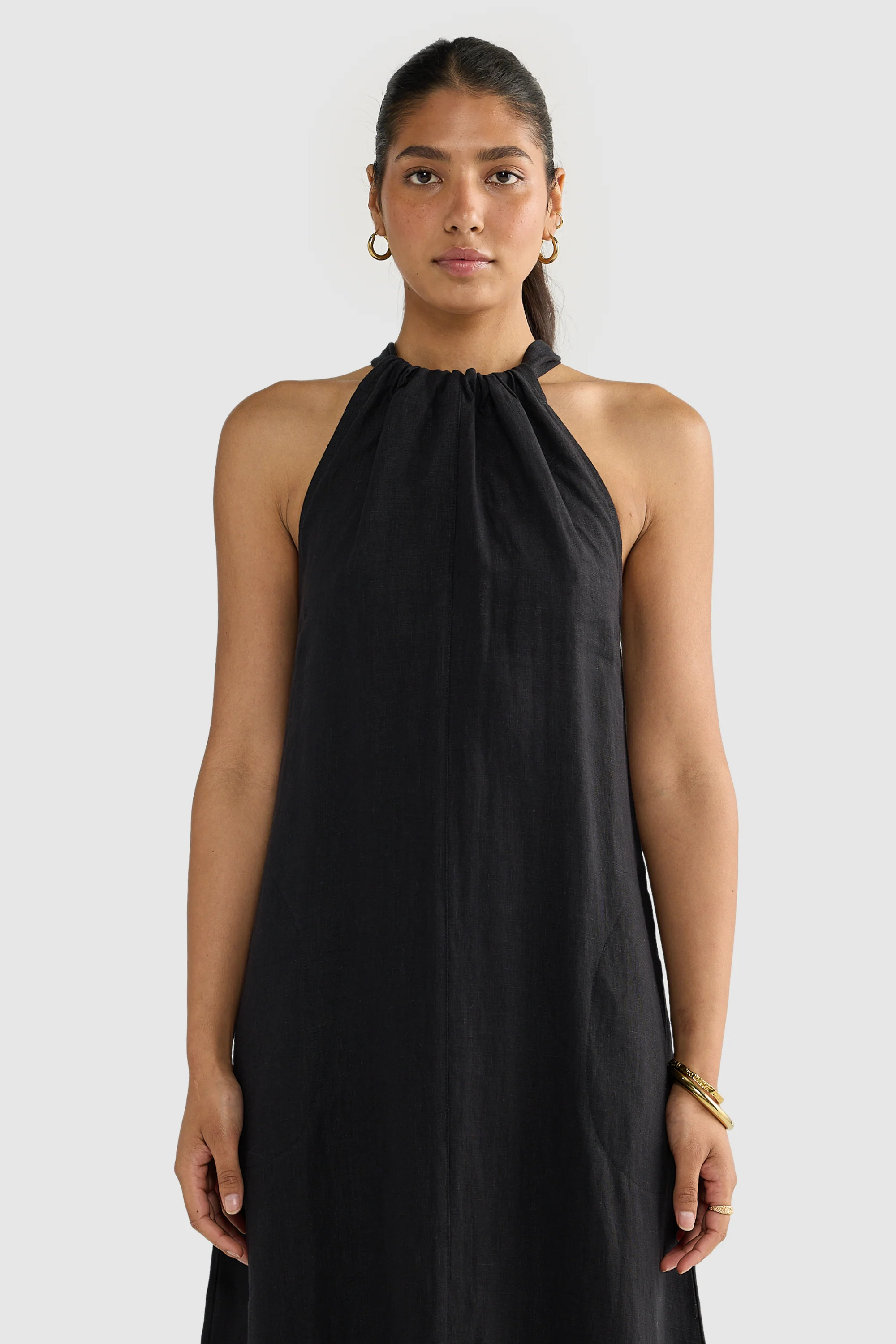 Luna Linen Halter Dress Black - Image 3