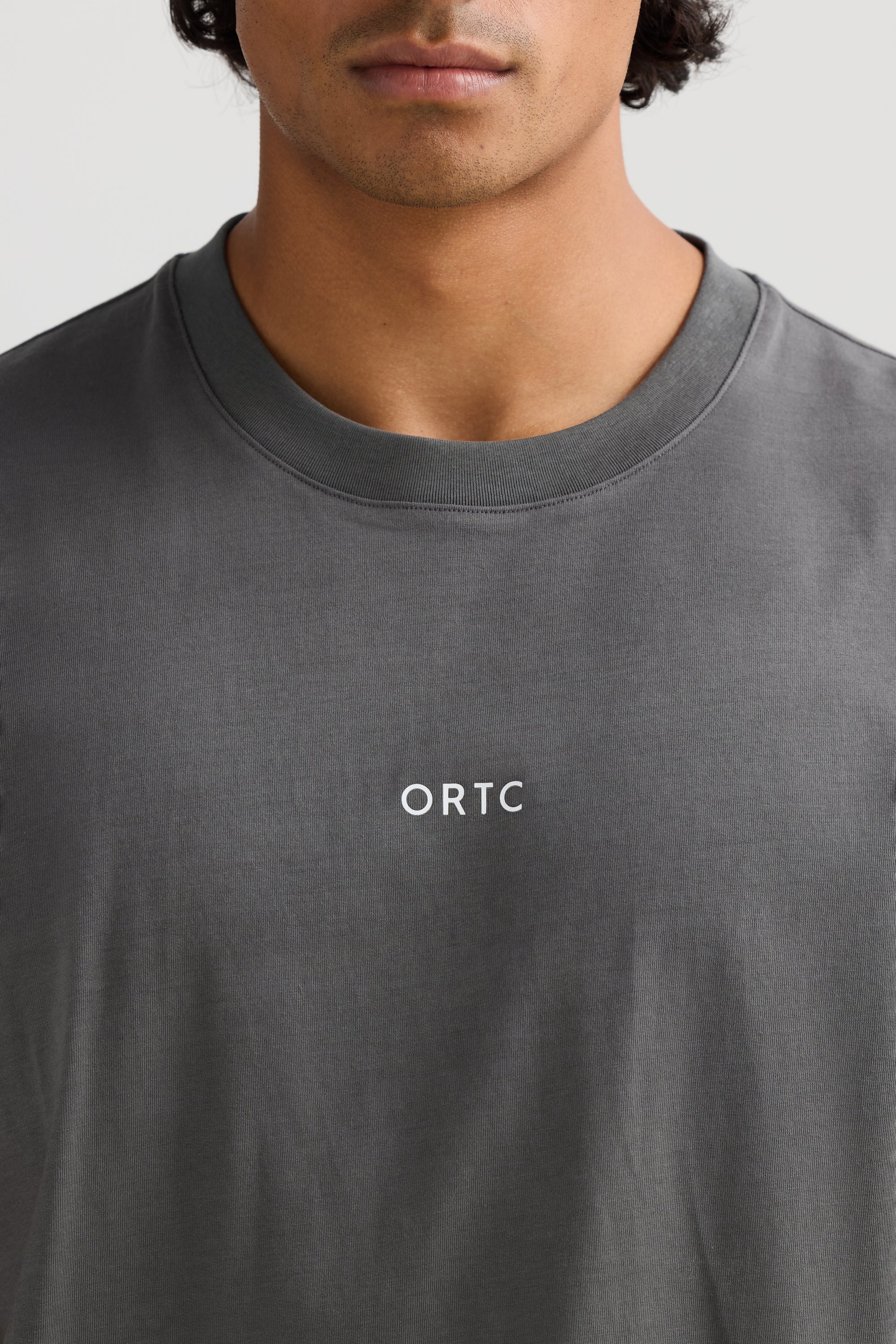 Oli Box Fit Logo T Shirt Washed Black - Image 2