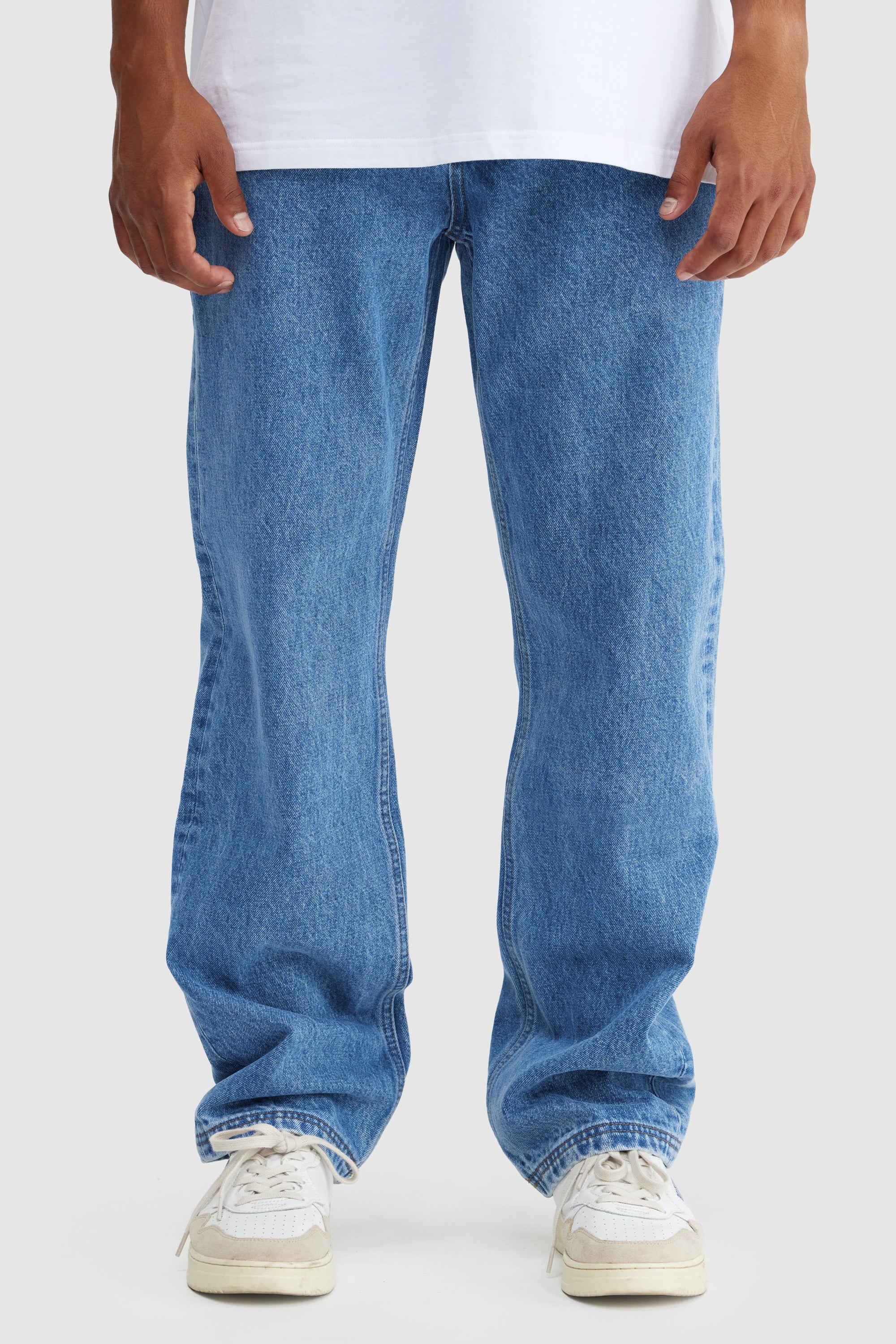 Relaxed Jean Mid Blue - Image 5