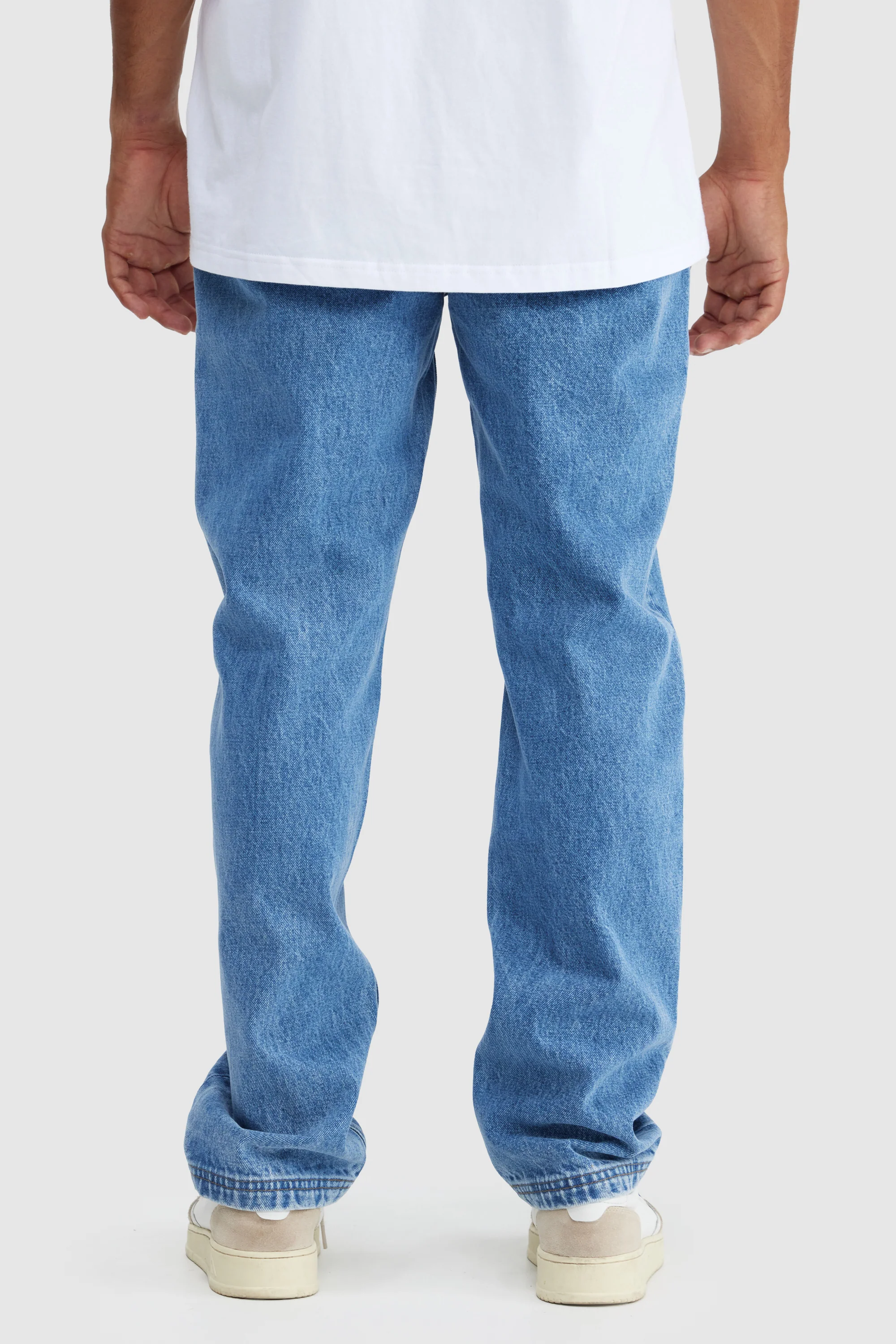 Straight Jean Mid Blue - Image 5