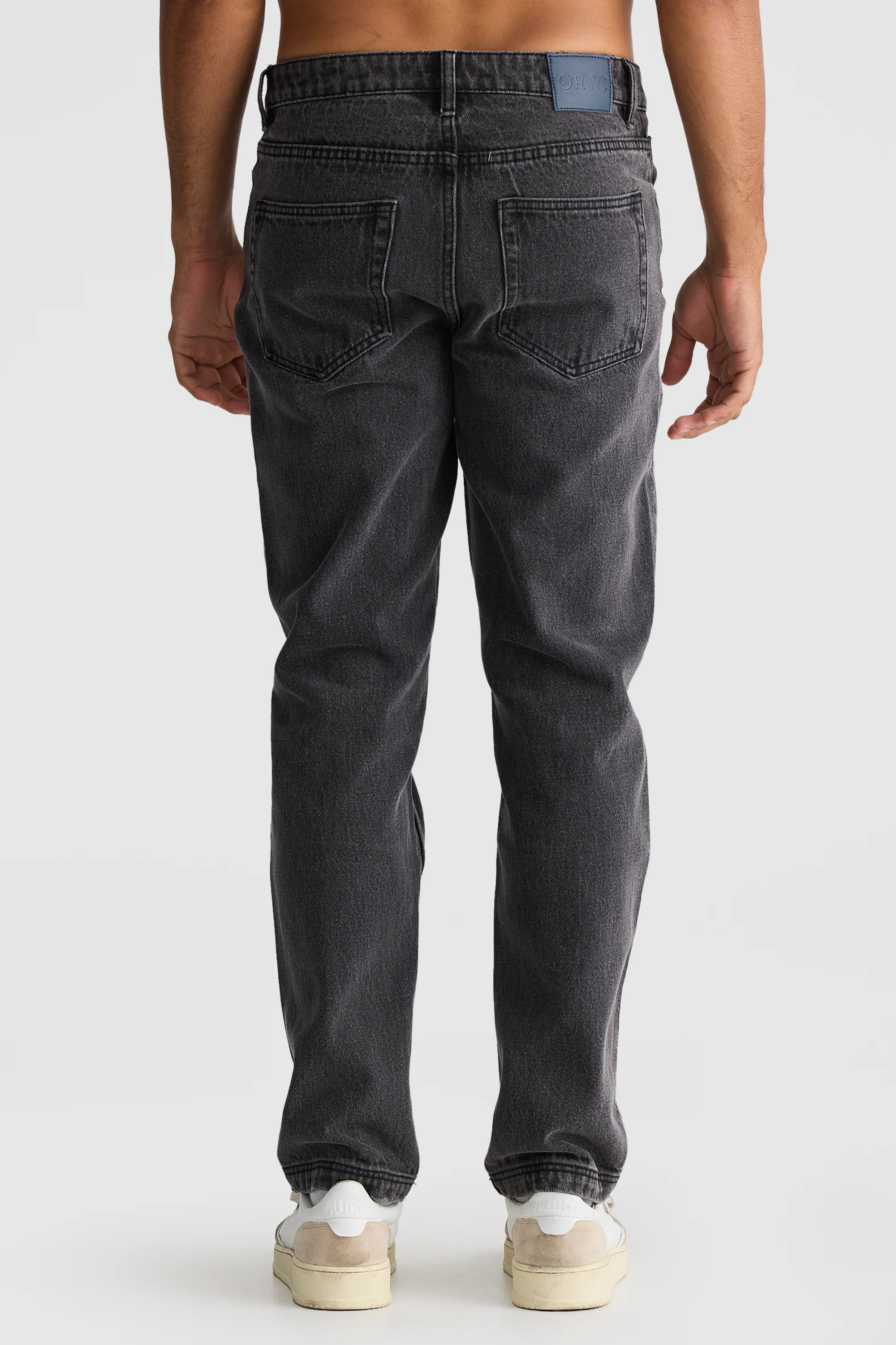 Straight Jean Washed Black - Image 6