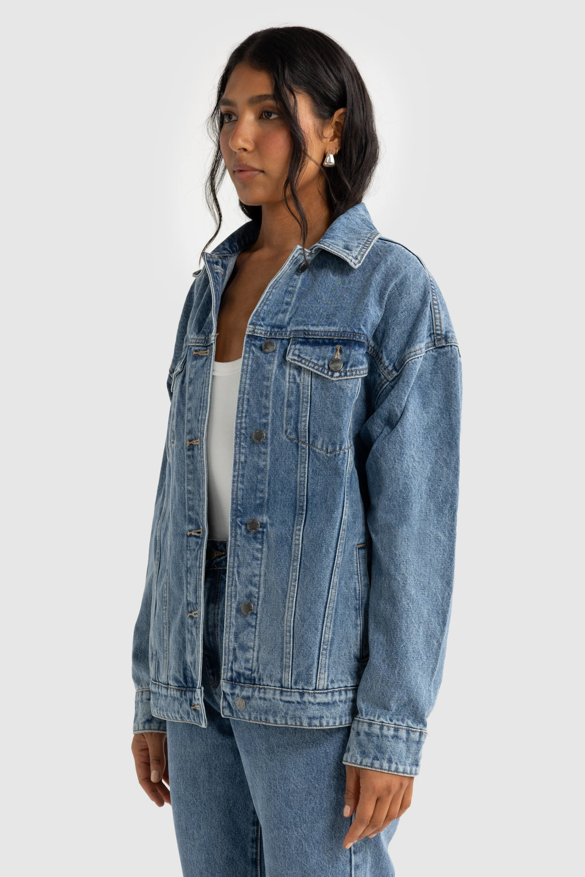 Willow Denim Oversized Jacket Mid Blue - Image 2