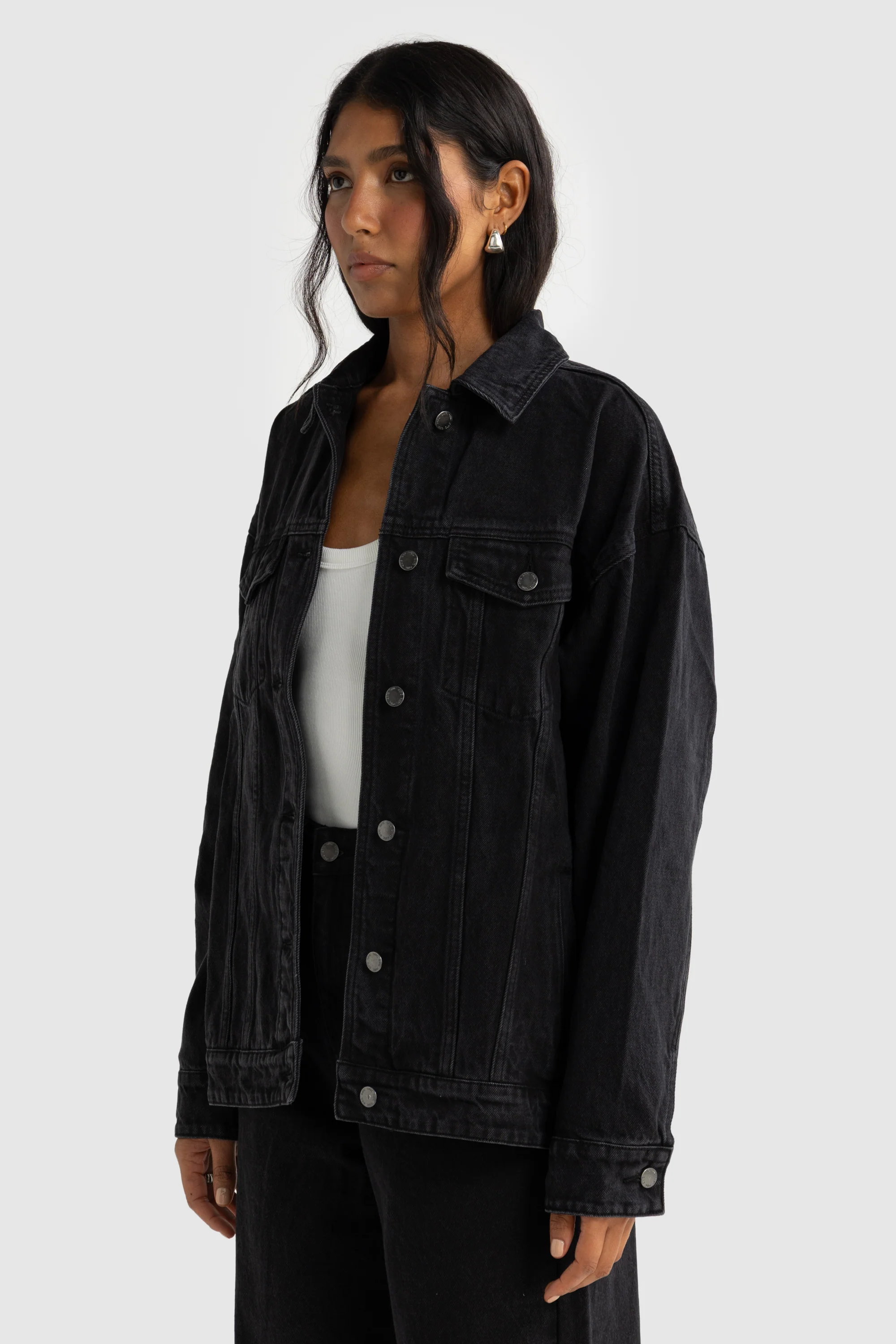 Willow Denim Oversized Jacket Washed Black - Image 3