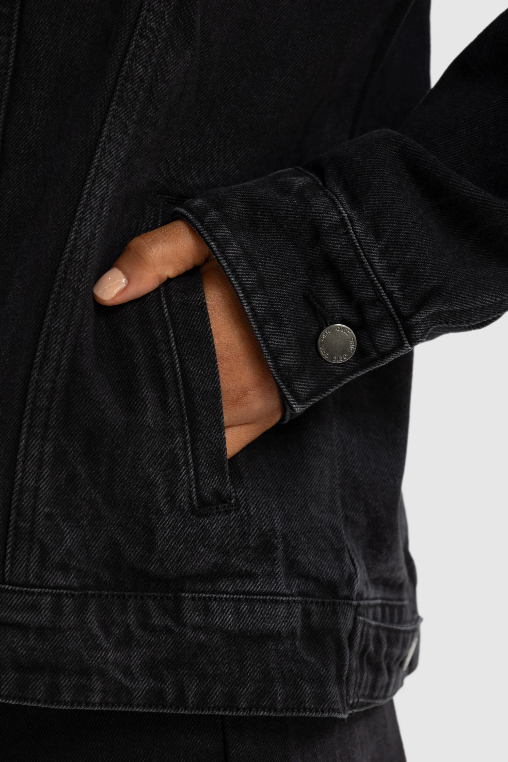 Willow Denim Oversized Jacket Washed Black - Image 4