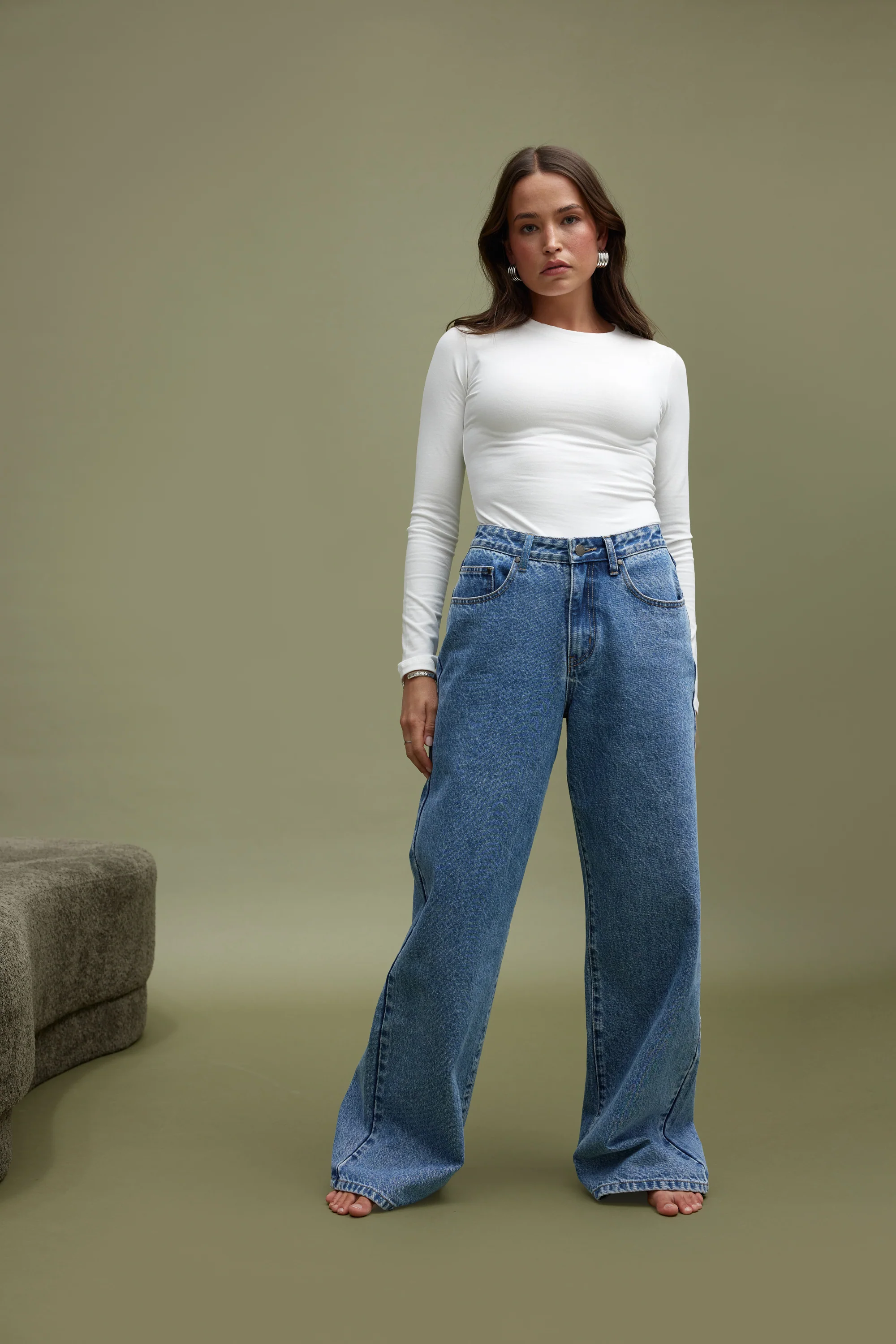 Willow Denim Wide Leg Jean Mid Blue - Image 2